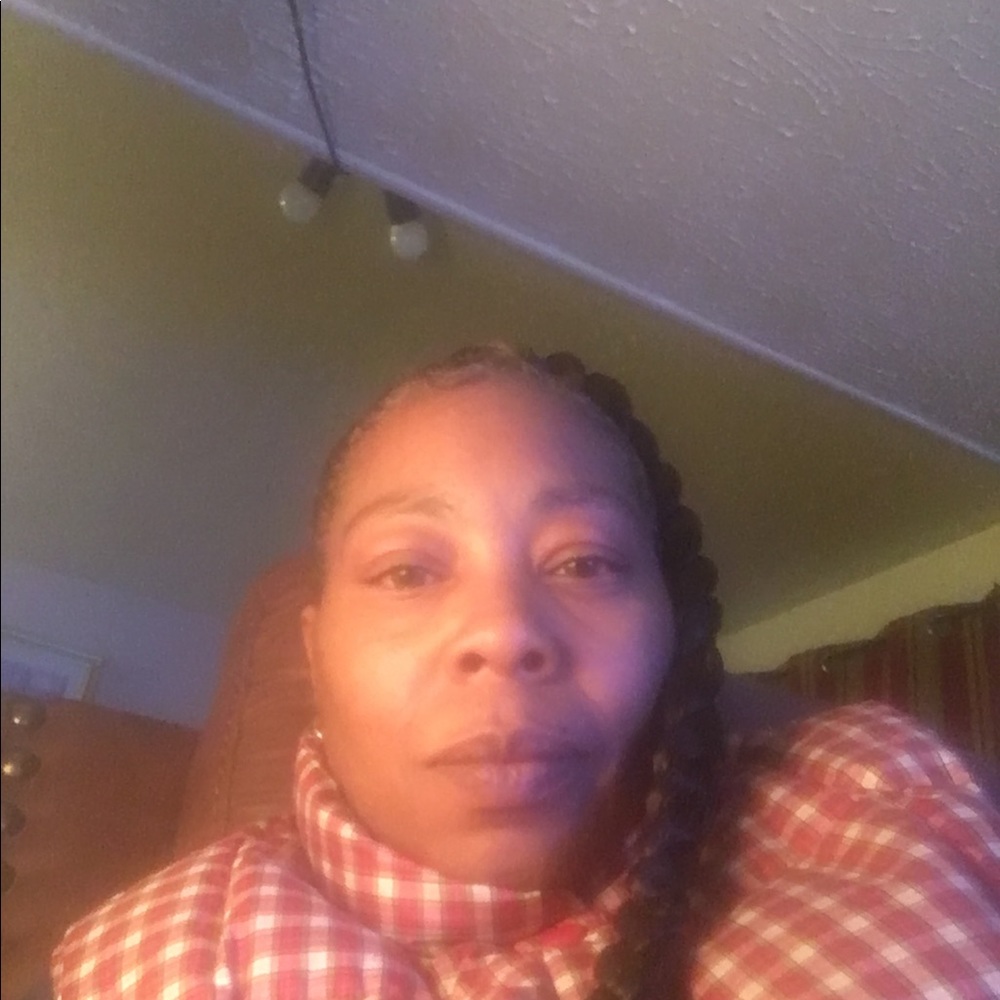 Meet your Posher, Sherry